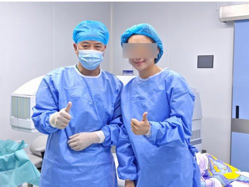 辉眼科如何用“不妥协”成为重庆近视人摘镜首选AG真人国际网站不被资本定义的眼科黑马：星(图2)